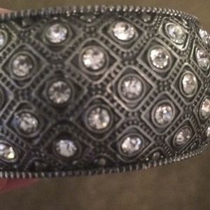 Hinged silver tone bracelet